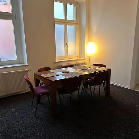 Einzelzimmer In Ferienwohnung Апартаменты Букков